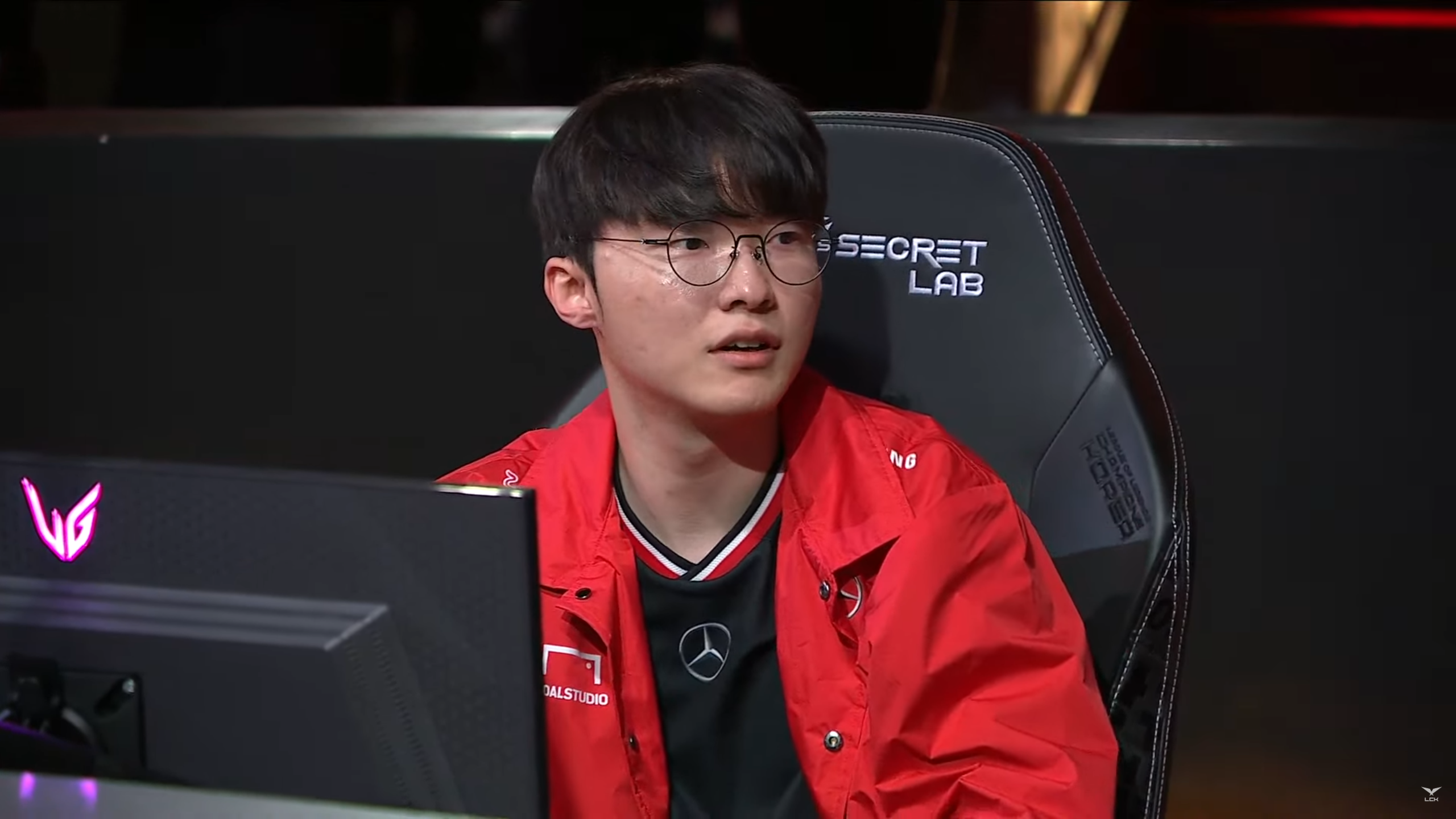 黑白体育-包含Faker在快船比赛中突破纪录，势不可挡引发热议！的词条