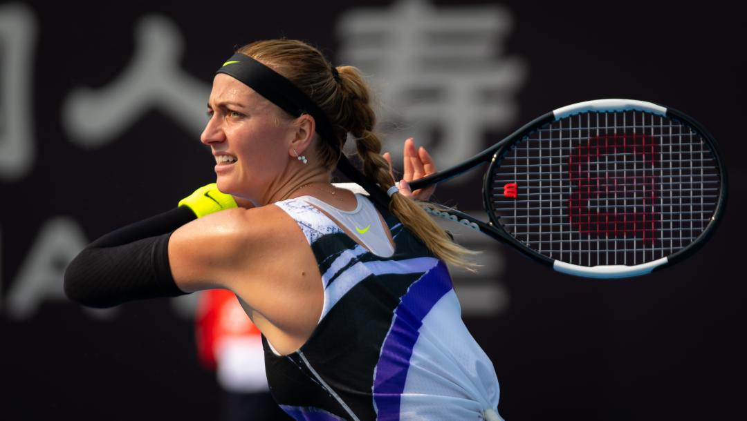 黑白直播-包含科维托娃遭遇三连败,美国队教练面临压力!的词条