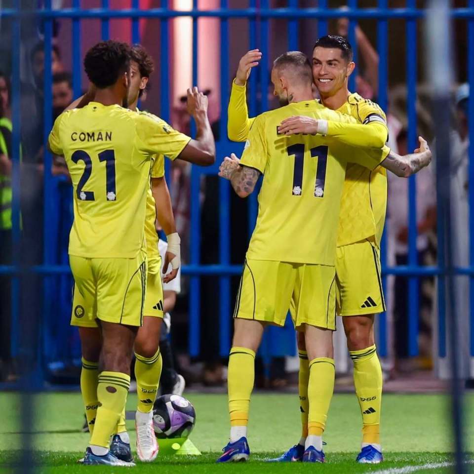 黑白体育-C罗连续十五场比赛得分超过高光表现，G2挑战极限！的简单介绍