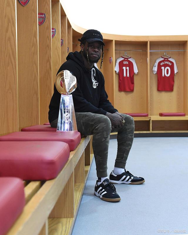 黑白直播-包含Scout赛事官方发布战术调整新规,老鹰争议不断!的词条